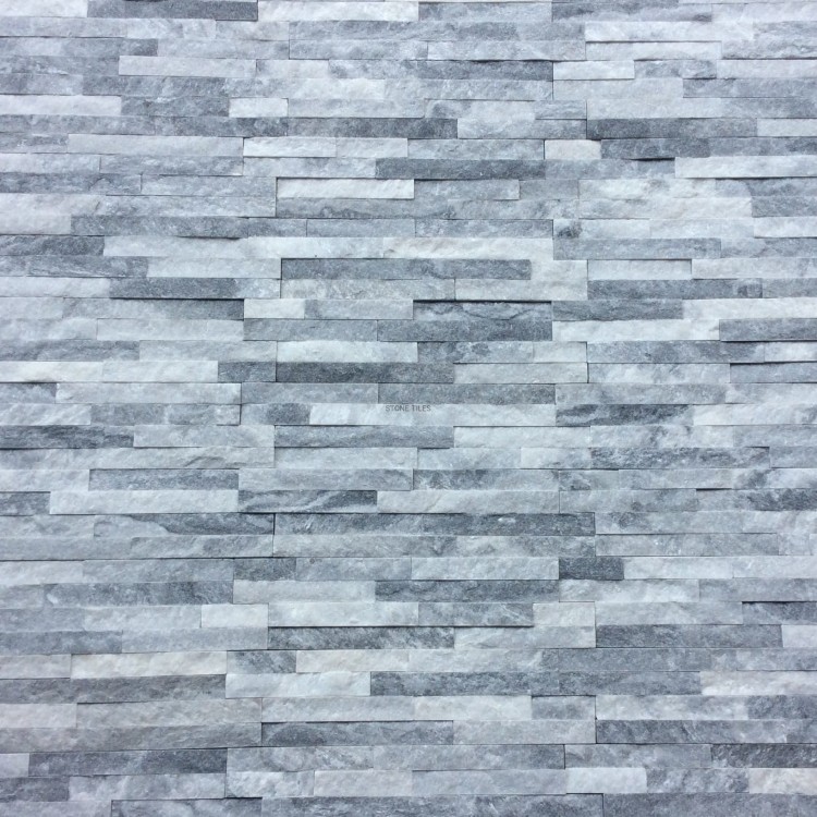 523